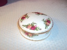 Royal Albert Old Country Roses Vintage Round Bone China Trinket Box - VGC