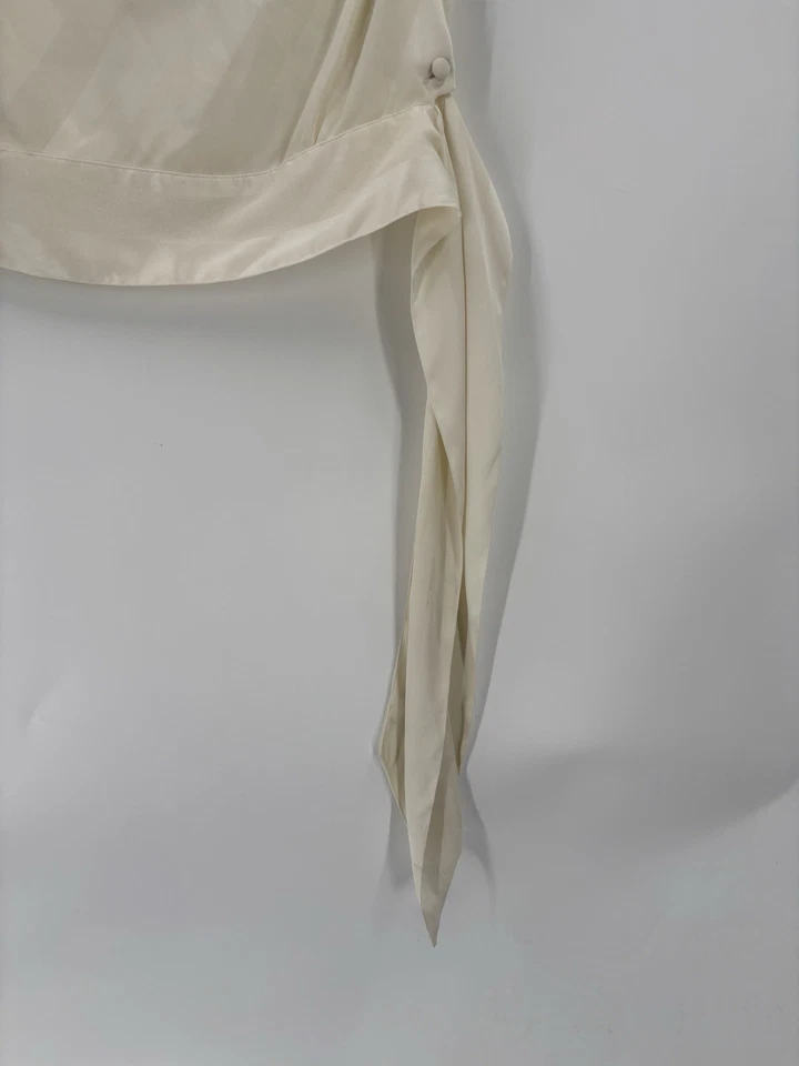 Blusa sin mangas Liz Claiborne vintage para mujer 6 marfil blanco capucha cuello satinado nudo con corbata Foto 2 de 4