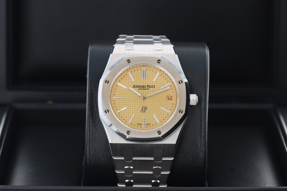 AP Royal Oak Jumbo Extra Thin 18kt White Gold Salmon Dial 15202BC