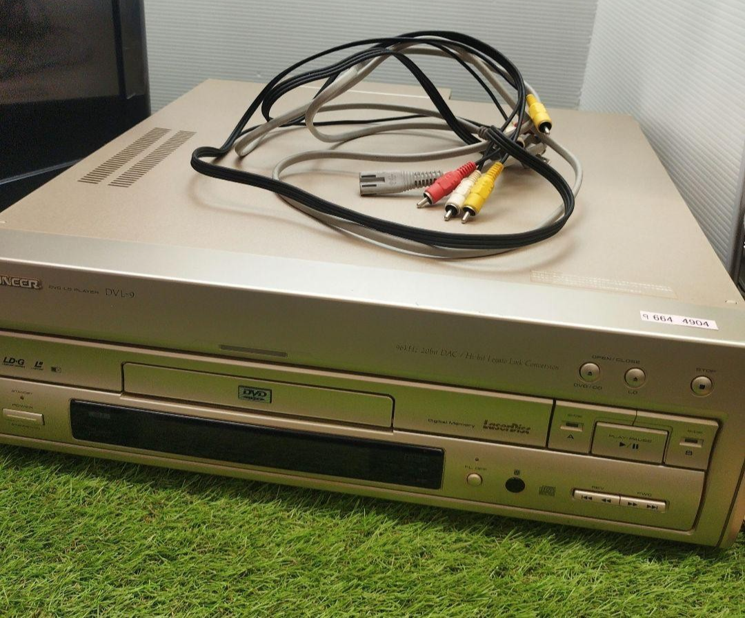 Pioneer DVL-9 DVD・LDプレーヤー Amazon.co.jp: PIONEER パイオニア DVL-9 (ゴールド) レーザー
