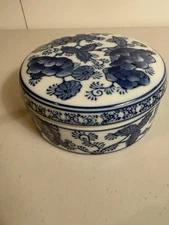 Vintage Chinoiserie Porcelain Trinket Dish, Blue Floral Pattern