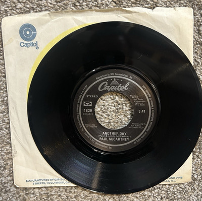 Paul McCartney 'Another Day'  1976 Reissue US 7'' Vinyl 45  Capitol 1829   EX