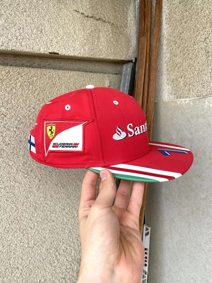 Gorra Kimi Raikkonen #7 Scuderia Ferrari Fórmula 1 One Puma Snapback Racing Foto 2 de 4