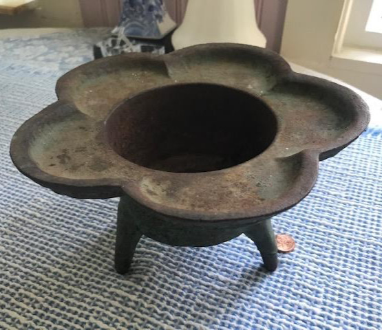 Vintage Green Cast Iron Incense burner, Pot, Planter