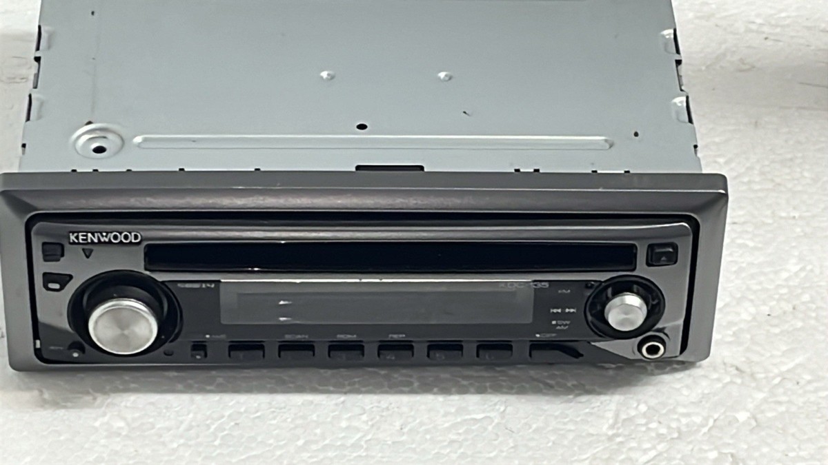 Kenwood Car Stereo KDC-135 CD Player Vintage 90's Audio Untested