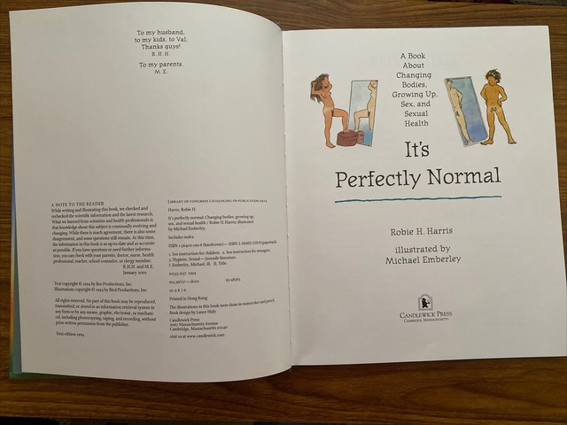 Robie Sex Bks.: It's Perfectly Normal : Changing Bodies, Growing up ...