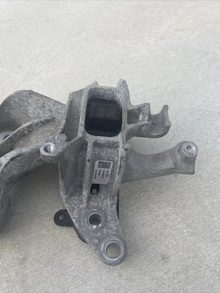 Montaje de transmisión automática izquierda OEM GM 39037511 Chevrolet Cruze 2016-2019 Foto 2 de 4