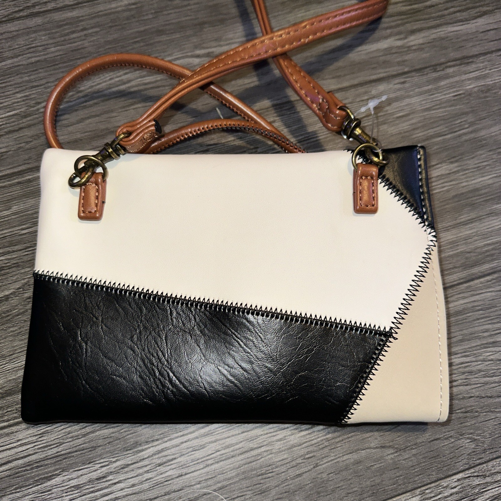 Universal Thread Patchwork Crossbody Wristlet Bla… - image 3