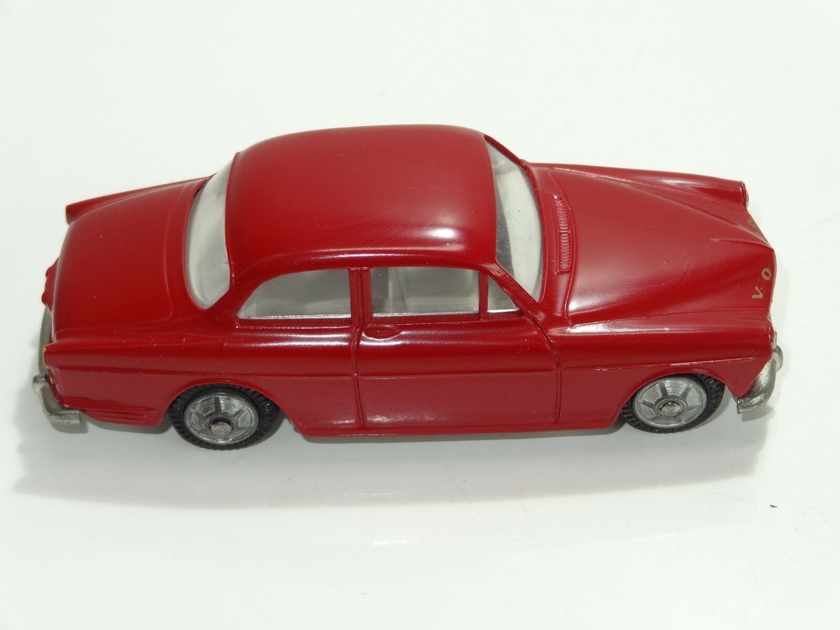 Miniature Tekno Denmark Volvo Amazon 1/43 - Réf. 810 - Zamak - Occasion