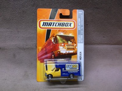 MATCHBOX 2009 #41 BLUE YELLOW MBX MOVER FORD CARGO COURIER BOX TRUCK