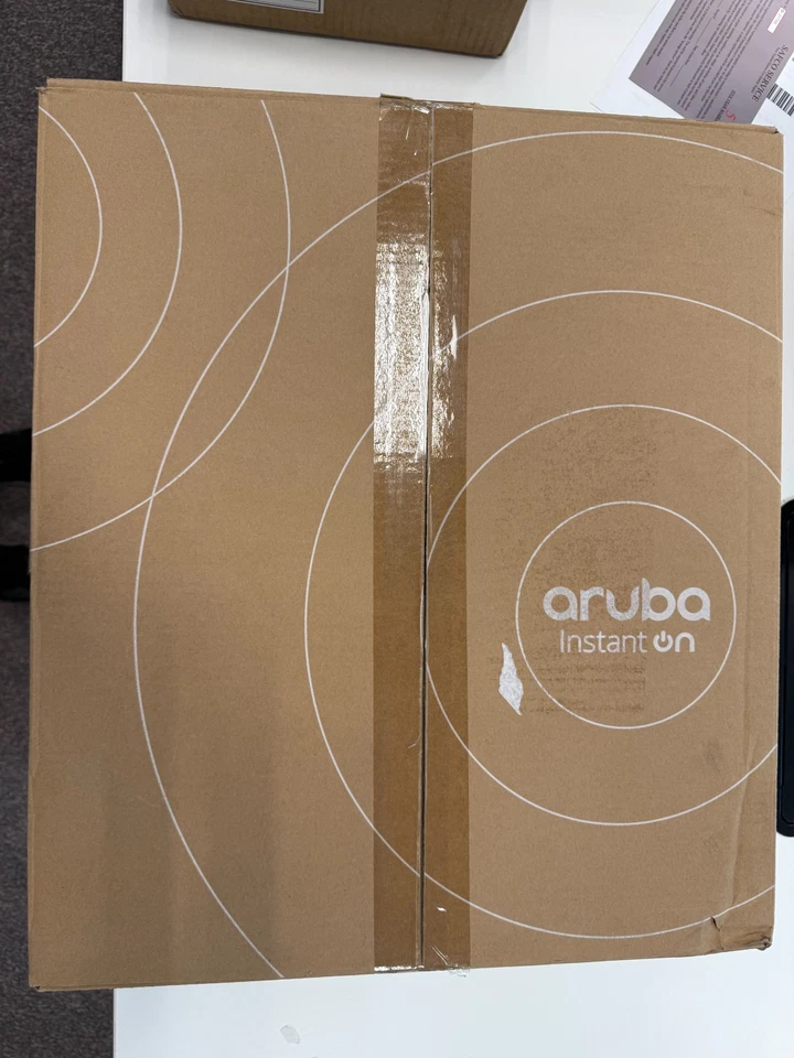 Aruba Instant on Switch Series 1960 24G 2XT 2XF 370W (JL807A#ABA) - Image 3 of 3