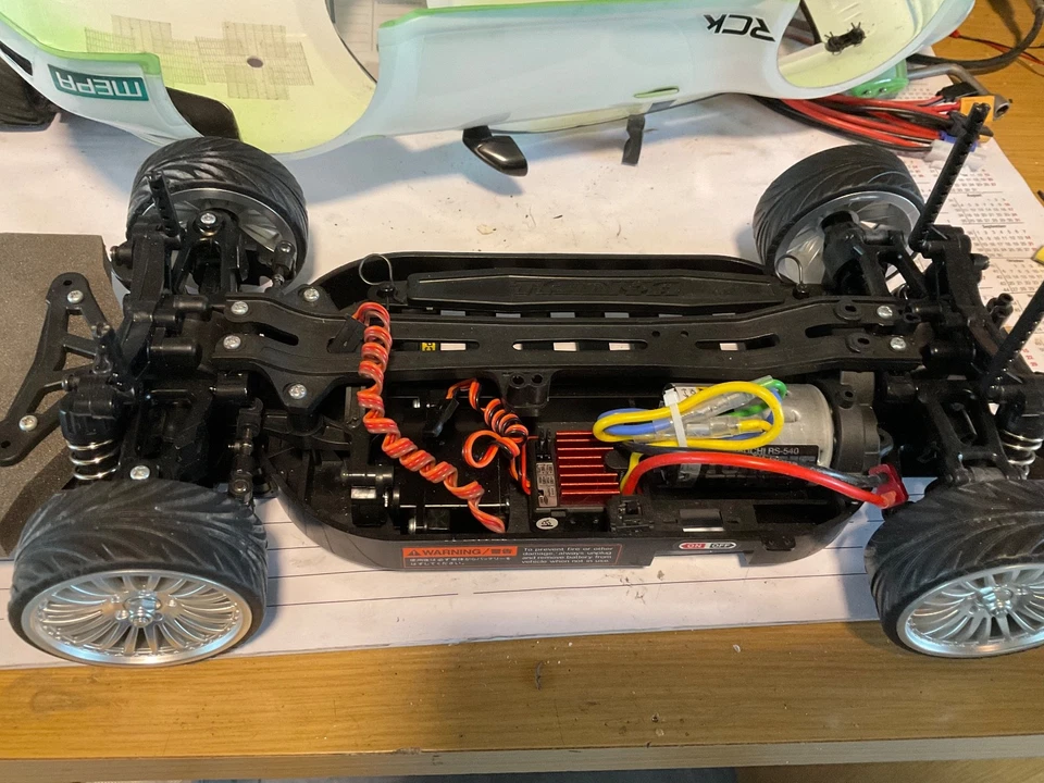 Porsche 911 GT3 / 1:10  Neu nicht gefahren. Mit Motor und Fahrtregler. - Bild 4 von 4