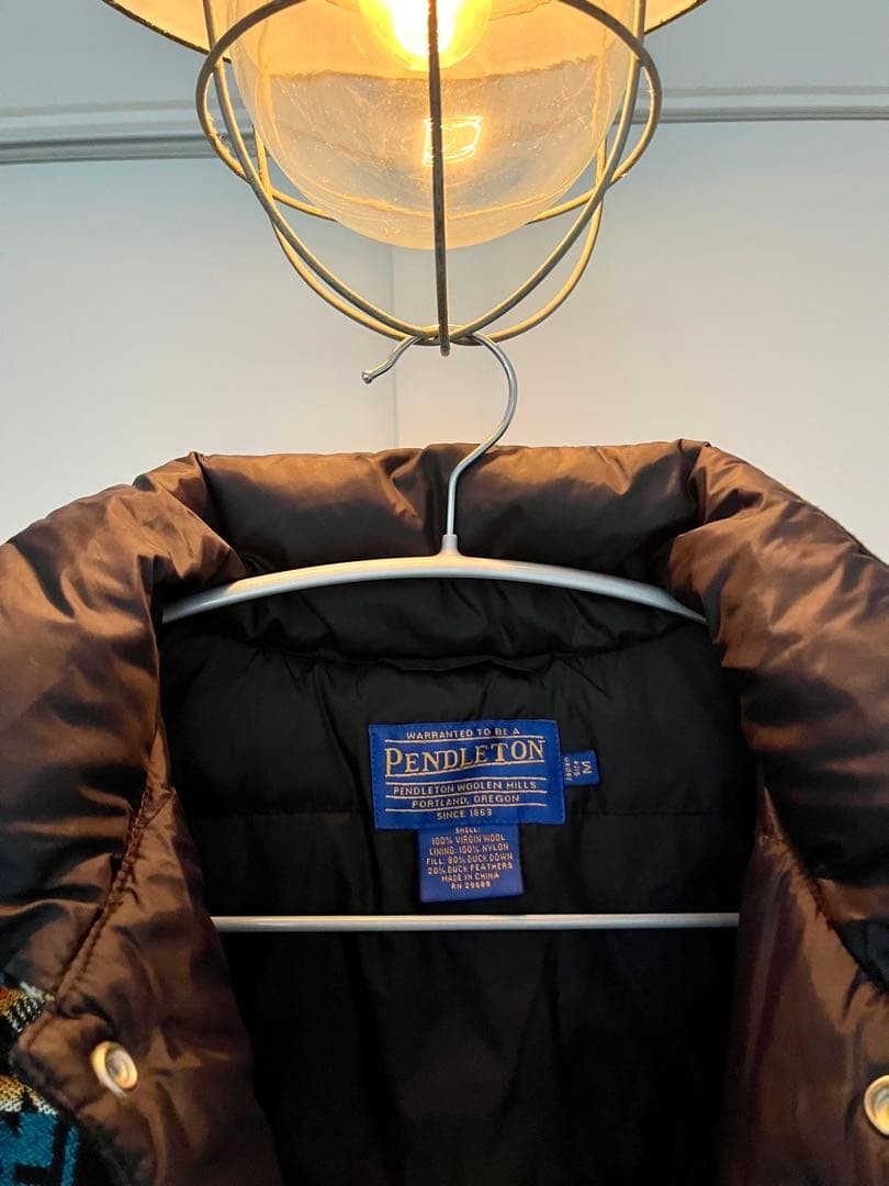 PENDLETON Geometric Pattern Sleeveless Down Vest … - image 6