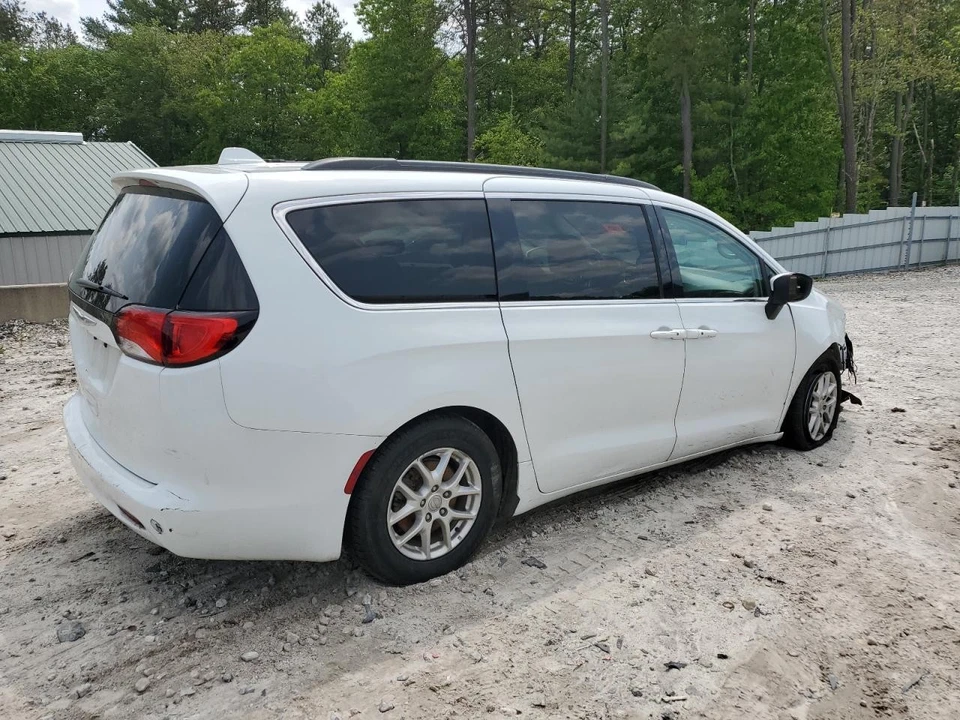 Used Fuel Tank fits: 2020 Chrysler Voyager gasoline Grade A - Image 3 of 4