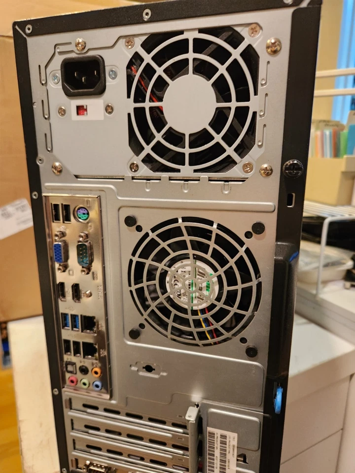 Серверная рабочая станция Supermicro SuperChassis CSE-731 500B i7-2600 3,4 ГГц 8 ГБ в корпусе Tower - Изображение 2 из 4