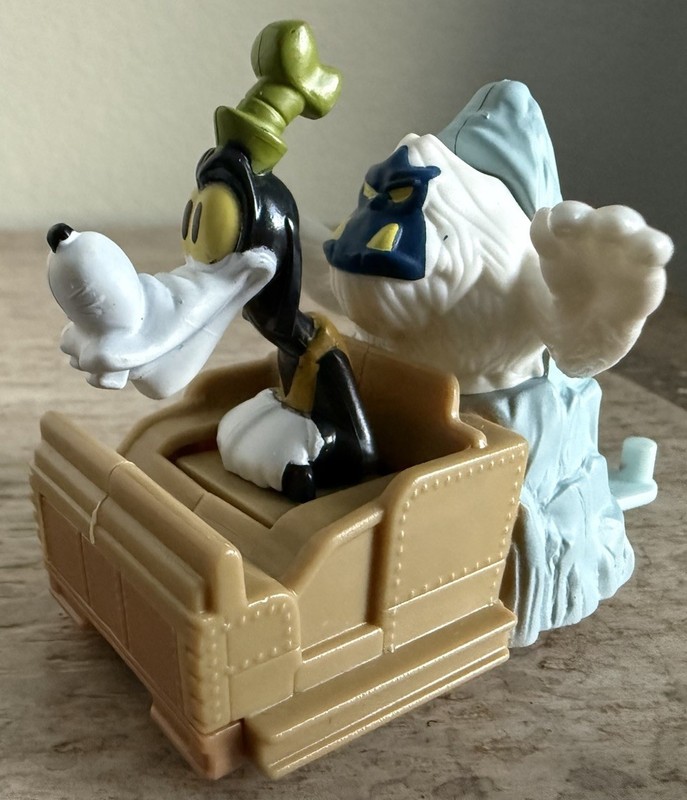 McDonald's 2020 Mickey & Minnie's Runaway Railway #5 Goofy Expedition Everest