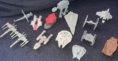 Star Wars Miniatur Raumschiff Sammlung Millennium Falcon, TIE Fighter, X-Wing