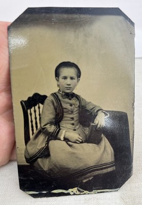 TINTYPE Tin Type Photo 2 1/2''x4'' Religious Girl Child Cross Necklace Sitting