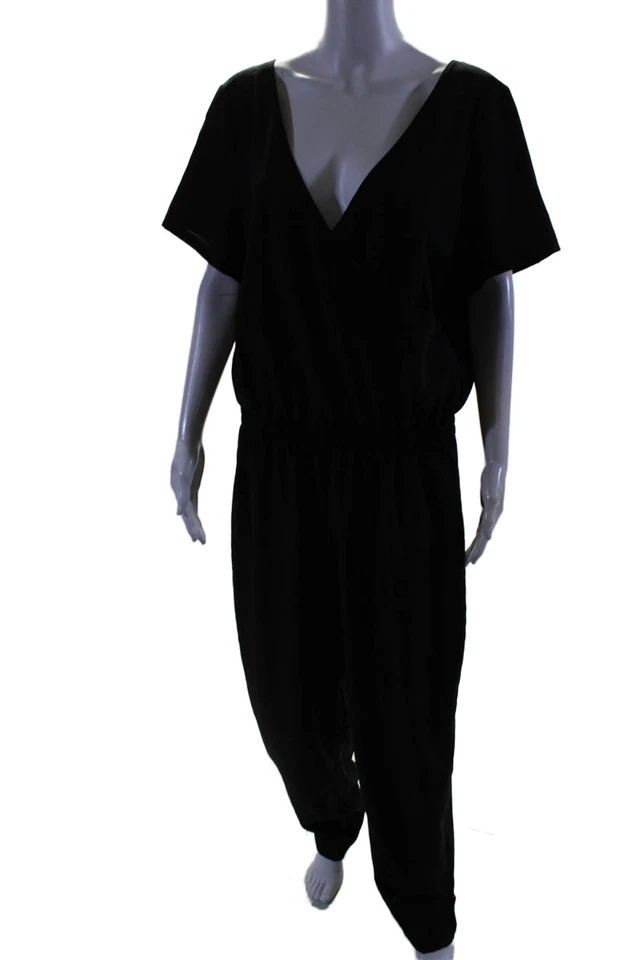 Mono de mujer Elle Lauri manga corta cuello en V pierna ajustada negro talla grande Foto 2 de 4