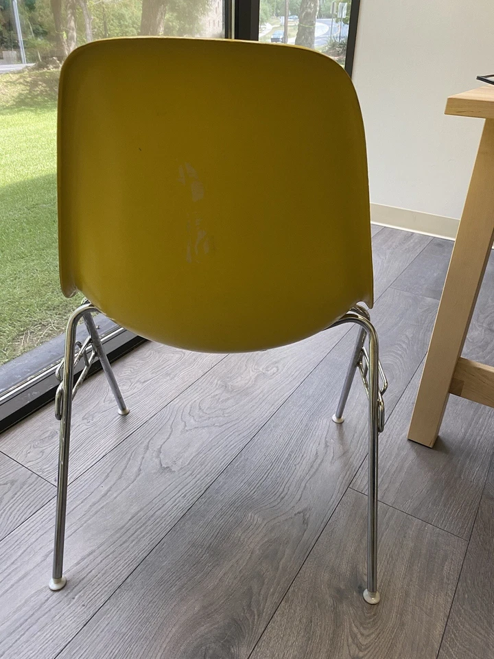 Herman Miller Fiberglass Shell Chair, Stacking Base Vintage MCM - Image 2 of 4