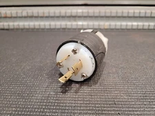 Legrand Pass Seymour L620P 20A 250V Industrial Grade TurnLok Plug Connector