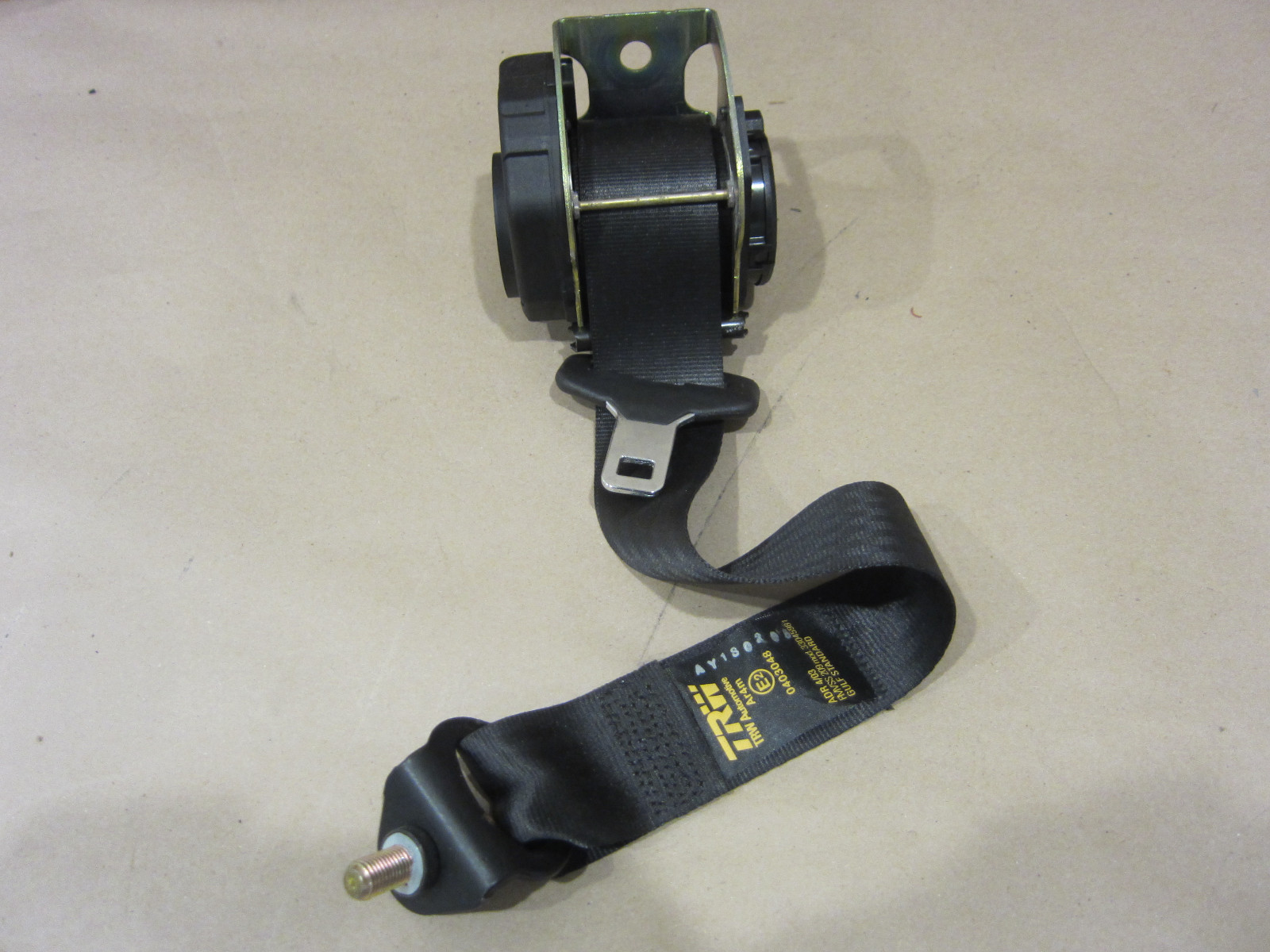 Maserati Quattroporte...Central Rear Seat Belt...Part# 66948400
