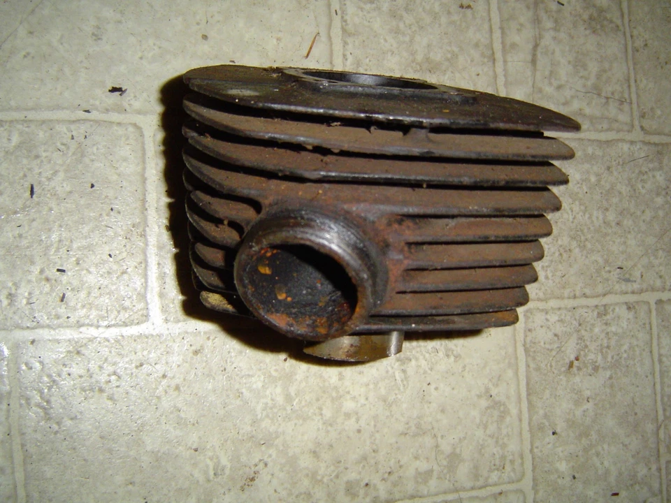 CILINDRO MOTOR YAMAHA YA5 YA-5  Foto 2 de 3