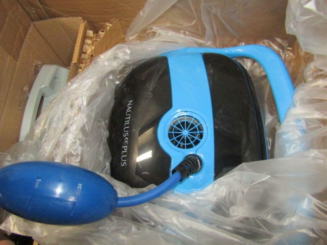 maytronics dolphin nautilus cc plus robotic pool cleaner