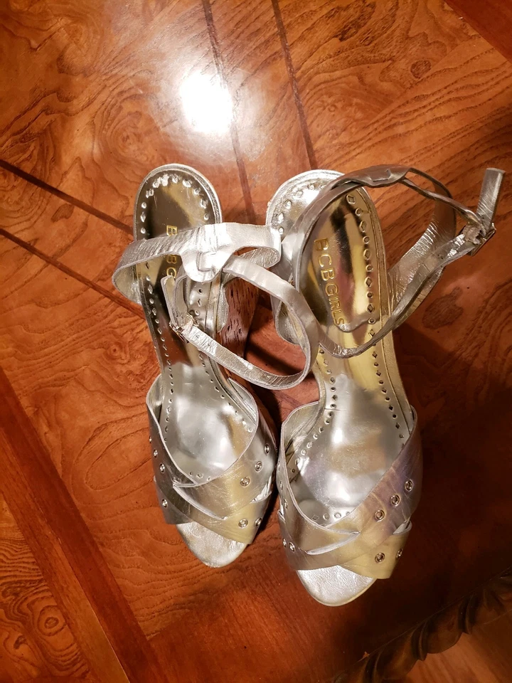 BCBGirls BCBG PL-Galvin 平台软木楔形银色凉鞋高跟鞋露趾 9 B/M — 第 4/4 张图片