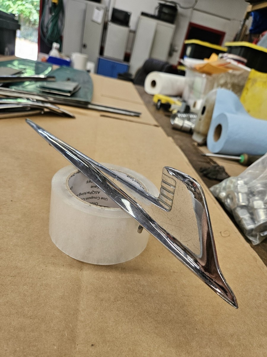 1958 Impala 2 Door Right Or Left Upper Front Fender Ornament