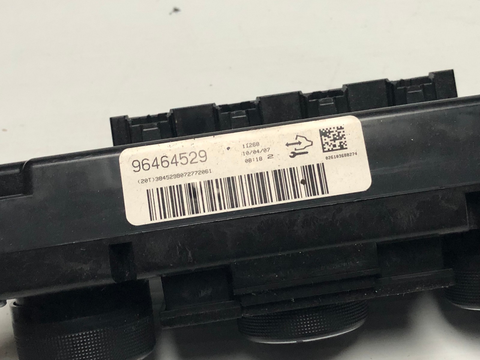 2008 2010 Saturn Vue A/C Heater Climate Temp Control Unit P/N