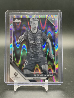2021-22 Chrome UEFA  Refractor Black/White Ray Wave #93 Frenkie deJong Barcelona