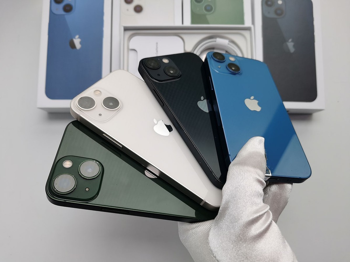 Apple iPhone 13 mini Midnight　本体　128GB iPhone 13 Mini, 128GB, Midnight - Unlocked (Renewed) : Amazon.ca
