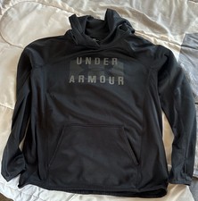 Under Armor Men  s Medium Hoodie