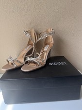 NIB Badgley Mischka Crystal Embellished Wedges Wedding Size 8