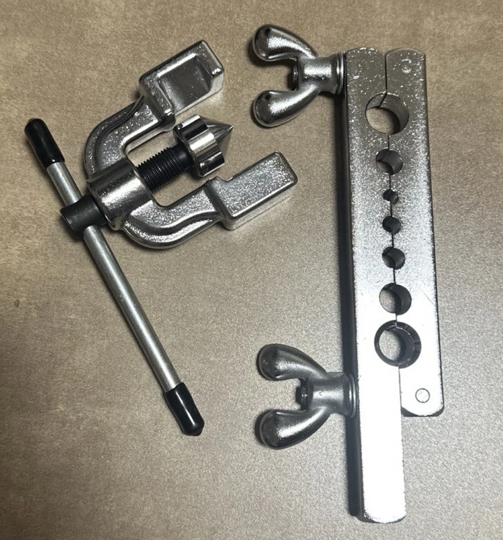 Flaring Tool Kit (45 Deg.) CT-195A, Sizes 3/16" 1/4" 5/16" 3/8" 7/16" 1/2" 5/8" - Image 3 of 3