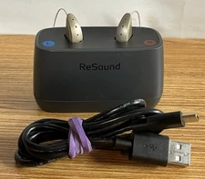 Resound GN RT761-DRWC Hearing Aids w/ C-3 Chafing Station - Powers On Lights Up