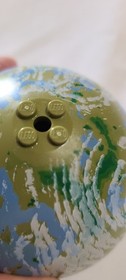 LEGO Star Wars Planet Series Globes -Green Tatooine/Endor 9675 & Orange Geonosis