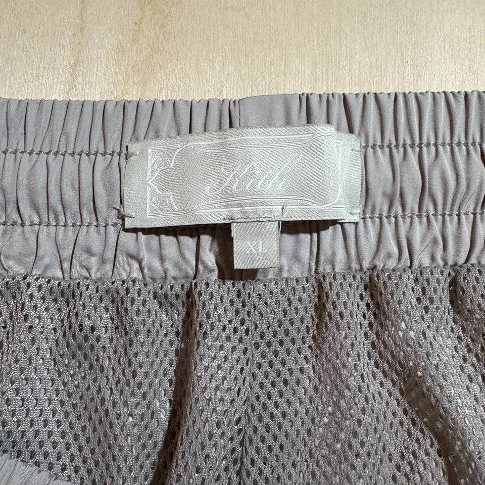 Kith Transitional Active Corto Hormigón Talla XL Nuevo Foto 4 de 4