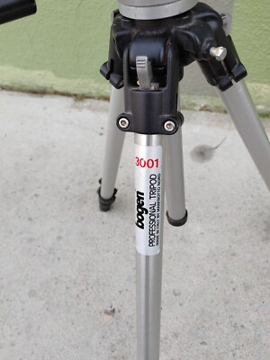 Bogen 3001 Professional Tripod with 3029 Manfrotto Pan Head | eBay