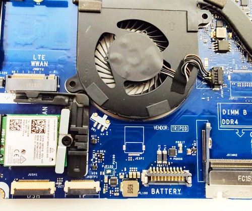 Genuine Dell Latitude 7490 Laptop Motherboard Core i7-8650U 1.9GHz LA-F321P - Picture 9 of 11