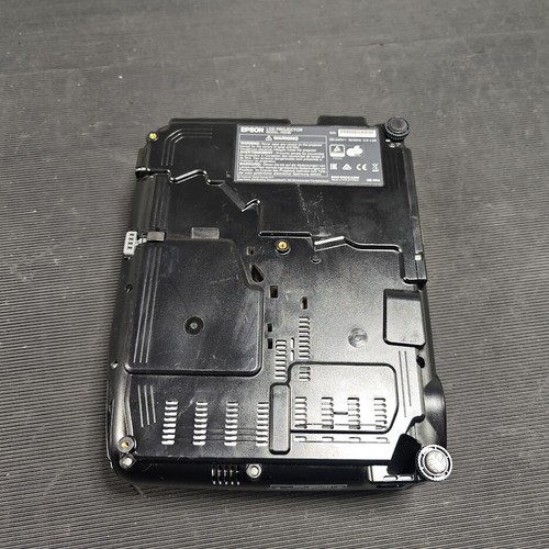 Epson H554B LCD Projector - Used, No Accessories, Scratches - Photo 10/13