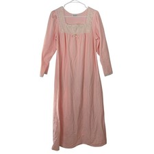 Vintage Vanity Fair Pink Nightgown Lace Floral Embroidery Long Sleeve Medium USA