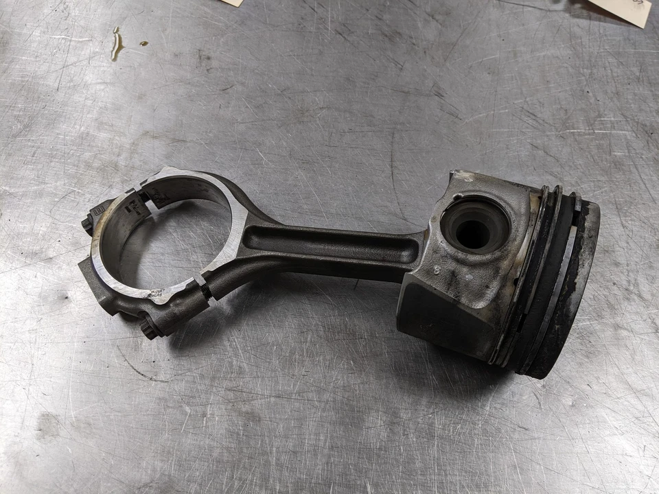 Pistón y biela estándar 11-14 Ford F-350 Super Duty 6.7 BC3Q6200BB Foto 2 de 4