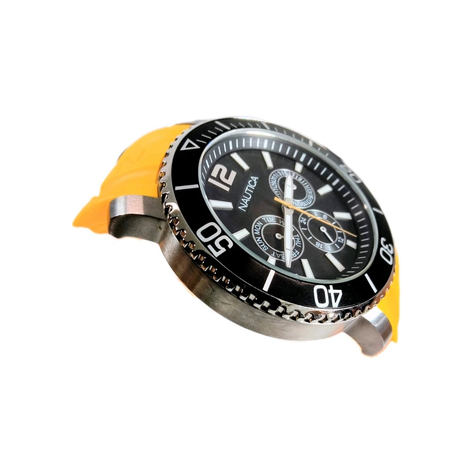 Reloj Nautica 45MM esfera negra con correa de silicona amarilla bisel giratorio Nuevo de Lote Antiguo Foto 4 de 4