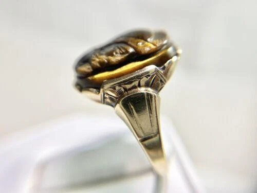 Vintage 10k Yellow Gold Tigers Eye Intaglio Small Cocktail Ring - Image 4 of 4