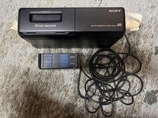 Original Sony CD Wechsler Spieler Auto inkl. Magazin, Kabel und Tragegurt