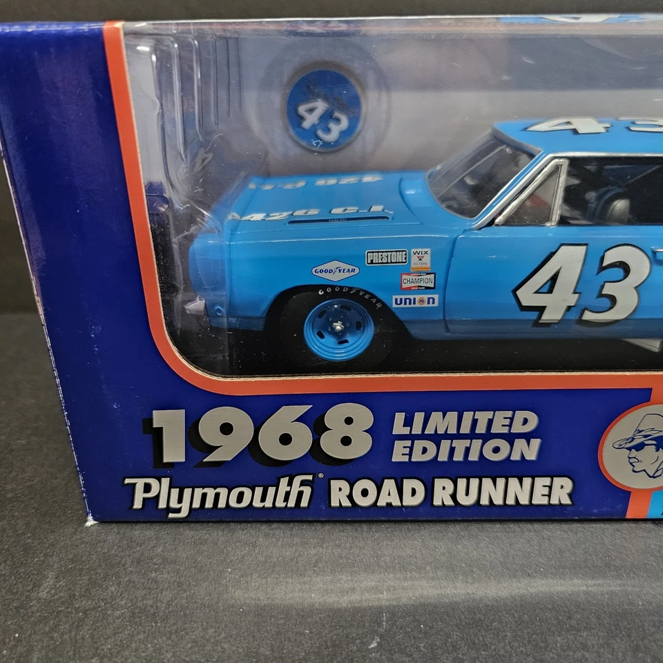 1968 Plymouth Road Runner Richard Petty 1/18 RC2 Stock Racing Diecast Blue Box - Image 4 of 4