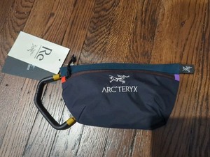 バッグ ARC'TERYX Foley Pouch Recut Multi Foley Pouches Arc'teryx ReCut : r/arcteryx