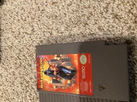 Nintendo NES Gray Console Bundle w/ console, controllers, games, 2 controllers